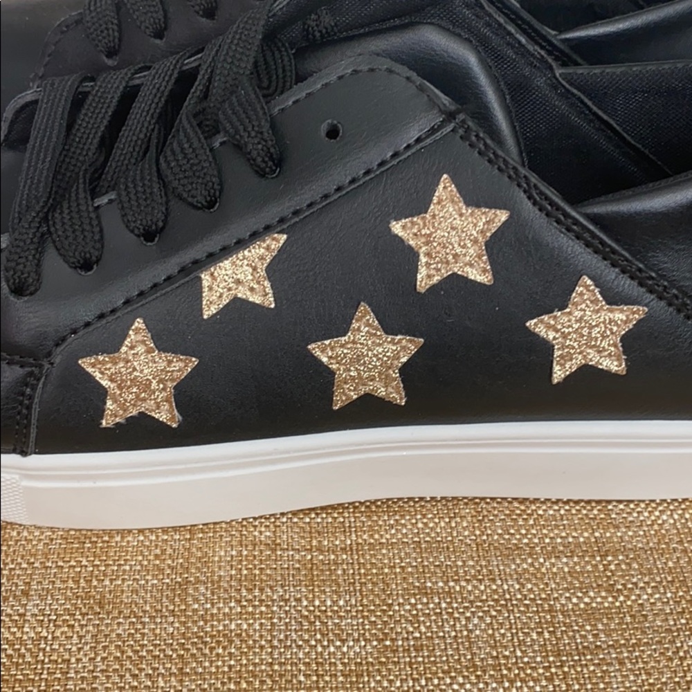 Gold Star Sneakers - Picture 4 of 10